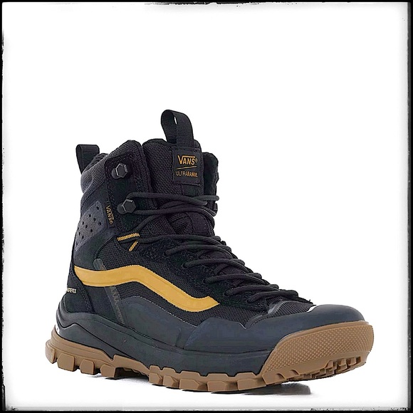 Vans Shoes - RARE Vans Ultrarange EXO Hi GORE-TEX MTE-3 Boot
Black Gold High-Top Sneakerboots
